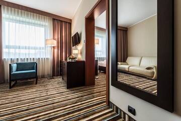 Фото номера Апартаменты Отель Hotel Victor Pruszków DeSilva г. Прушков 4